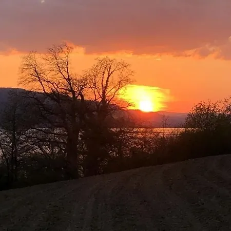 Exklusiv Maisonette Weitblick - Nah Am See Διαμέρισμα *